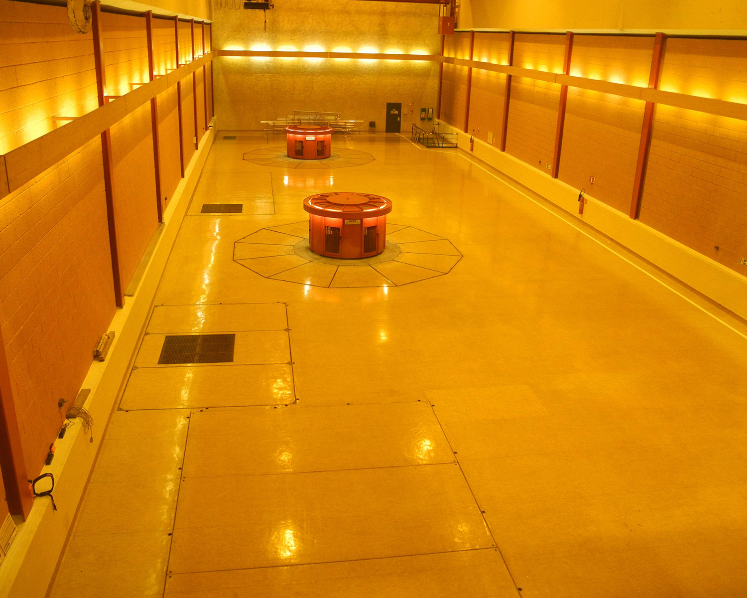 Architect Egil Sorteberg drew the plans for the plant and designed its interior.